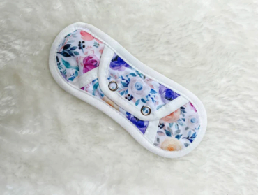 Mesara trussebind med staydry - petal - 1 stk Mesara trussebind med staydry - petal - 1 stk