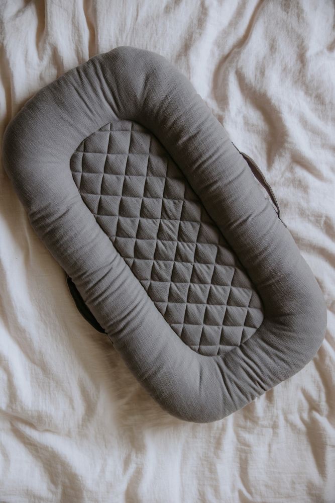 Billede af Cocoon babynest med kapok - dusted brown