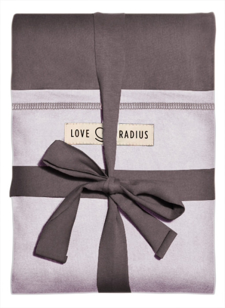 Love radius original strækvikle i bomuld med lomme - brun/lavendel