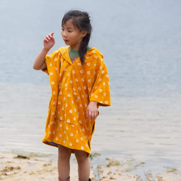 Little Green Radicals Strandponcho med Hætte – Bier, Økologisk Frotté